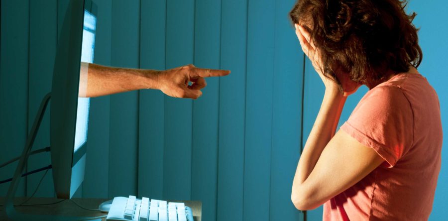 Cyber bullismo: che cos’è e quali sono le conseguenze psicologiche
